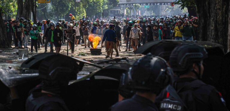 Wulandari-Shutterstock-amnesty